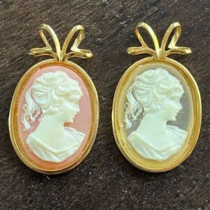 Matching Vintage BFF Carved  Silhouette Cameo Pendants, Dbl Heart Loops